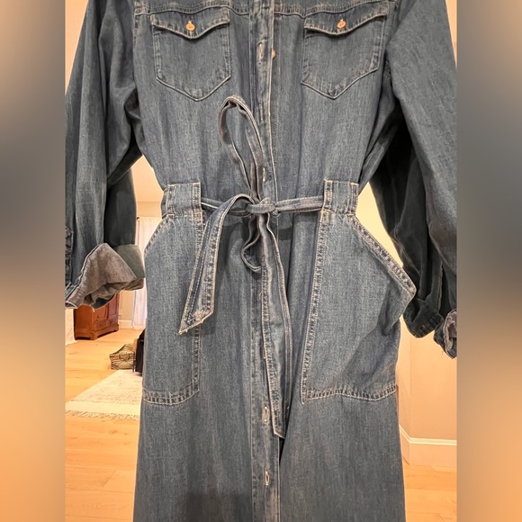 J. Crew Denim Shirt Dress. Size 10 - Picture 2 of 12